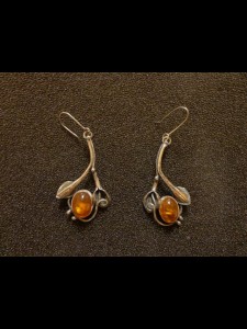 http://forvikingsonly.nu/140-349-thickbox/orhangen-i-silver-med-slipade-barnstenar.jpg