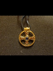http://forvikingsonly.nu/219-428-thickbox/pendant-with-leather-string-ring-with-cross.jpg