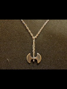 http://forvikingsonly.nu/231-440-thickbox/pendant-with-chain-double-axe.jpg